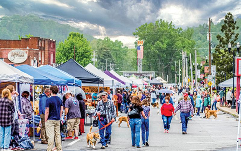 Rain can t stop festival s return Cherokee Scout Murphy North Carolina